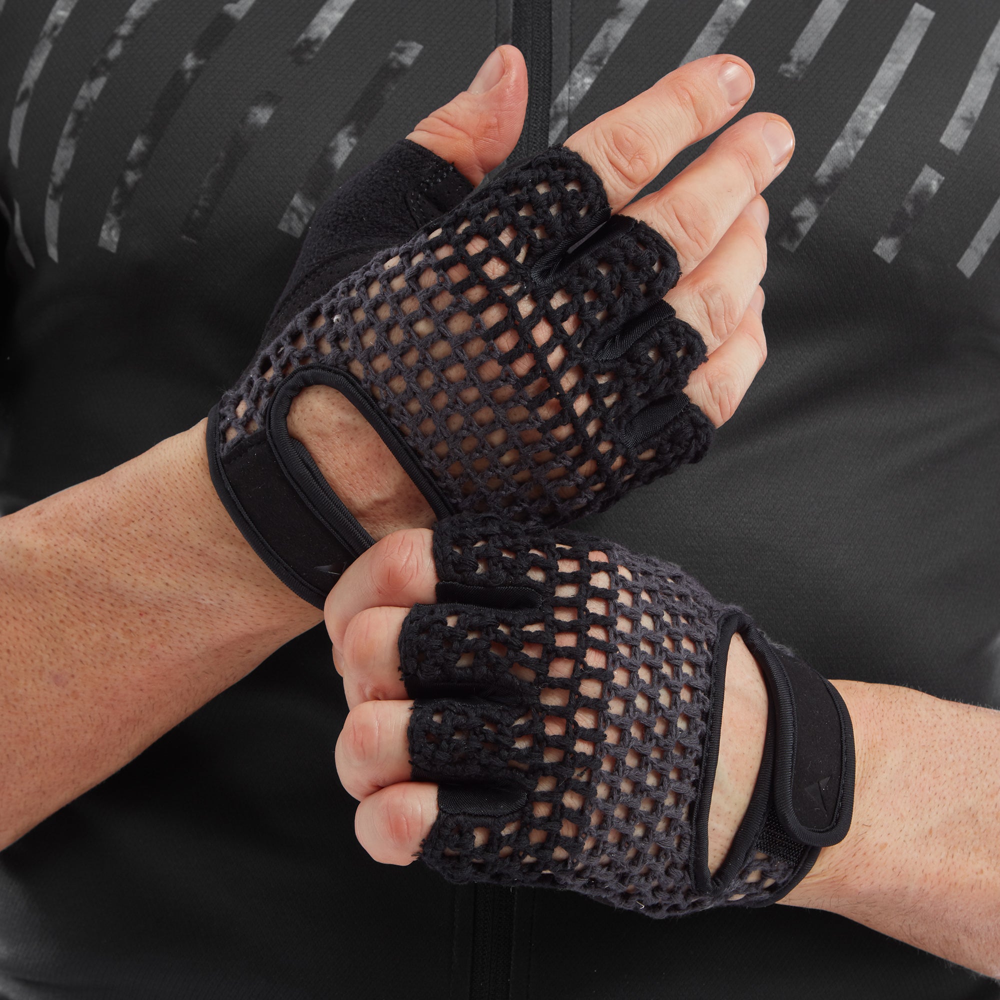 Black Half Finger/Fingerless Running Gloves Half Finger Cycling Gloves - Leather Palm, Crochet Back, Sizes S To XL MTB Cycling Gloves & Mittens Black Half Finger/Fingerless Running Gloves Half Finger Cycling Gloves - Leather Palm, Crochet Back, Sizes S To XL MTB Cycling Gloves & Mittens