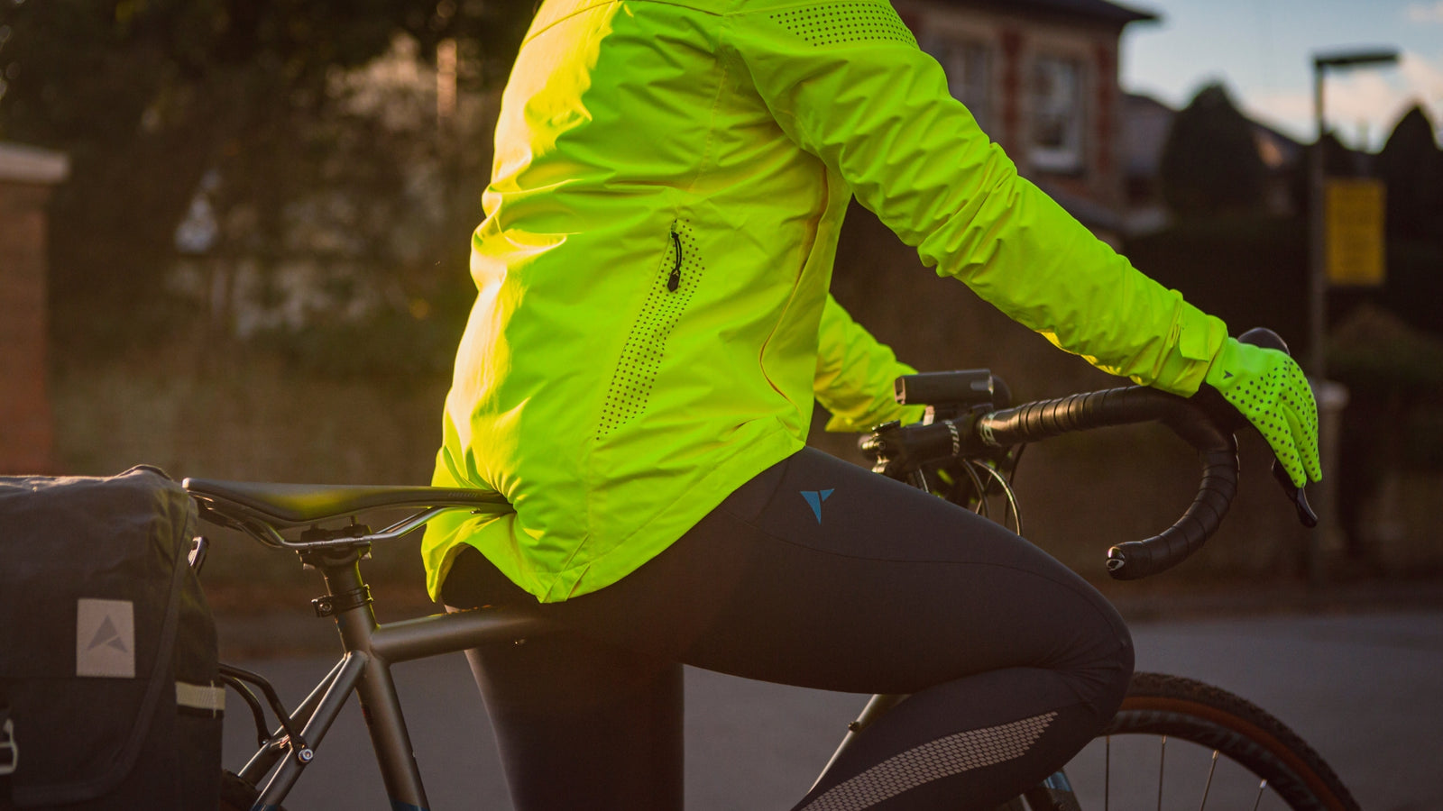 Nightvision Nevis Women's Waterproof Cycling Jacket extra image 3