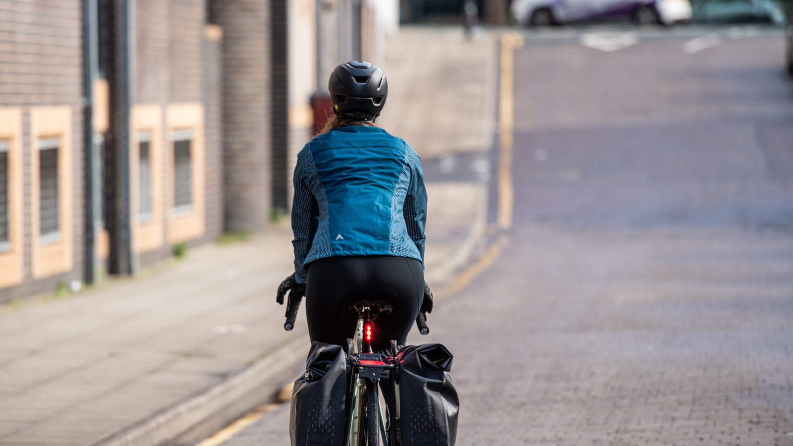 Nightvision Storm Women's Waterproof Cycling Jacket extra image 3