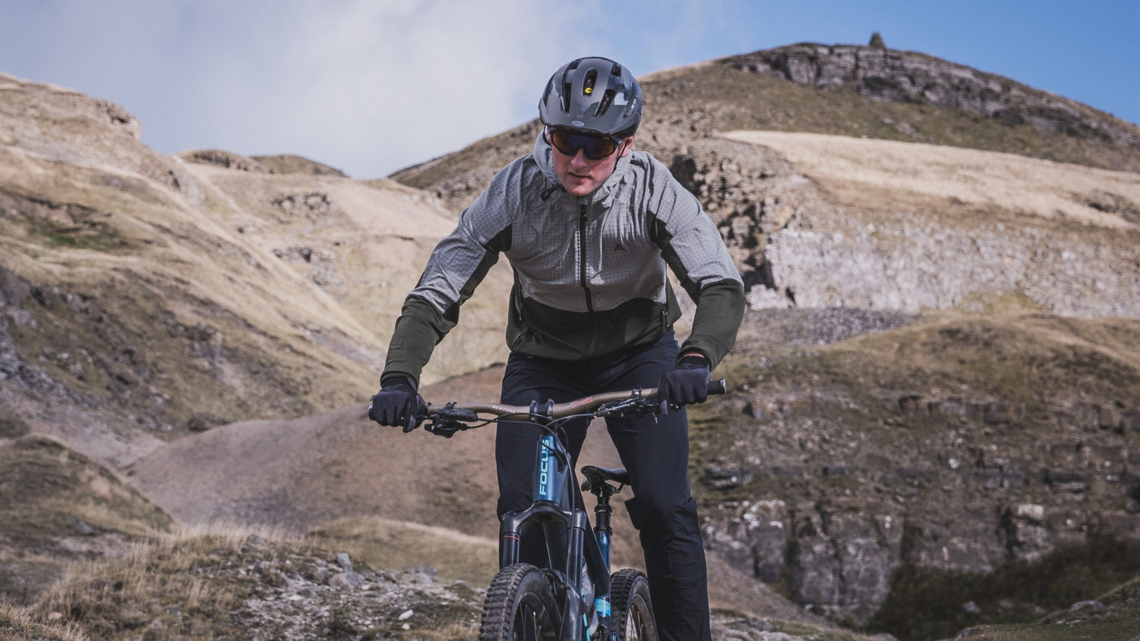Esker Cave Men's Trail Hoodie extra image 1